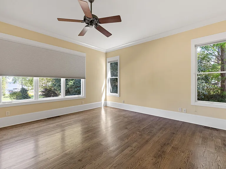 130 Iron Horse Dr — Photo 38