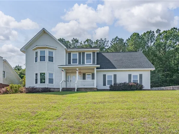 5706 Shenandoah Dr, Northport, AL 35473