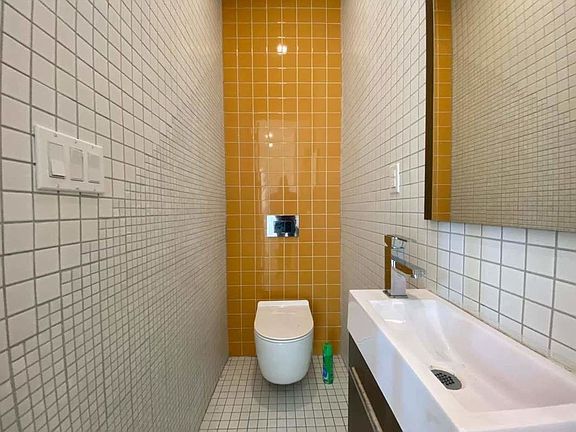 5th image of 129 Troutman St #B2