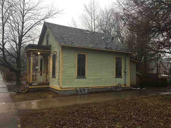 3rd image of 1915 9th Ave