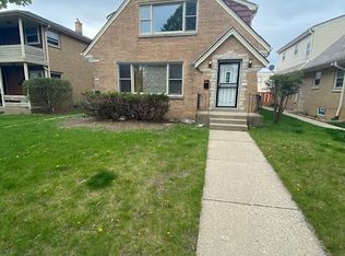6221 W Leon Ter, Milwaukee, WI 53218