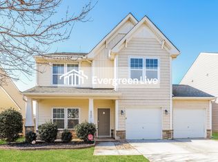 6909 Nellore St, Greensboro, NC 27405