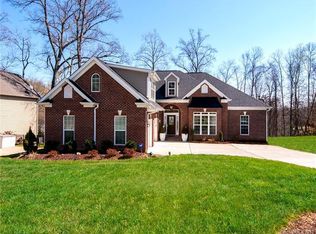 104 Overlook Ct, Mount Holly, NC 28120