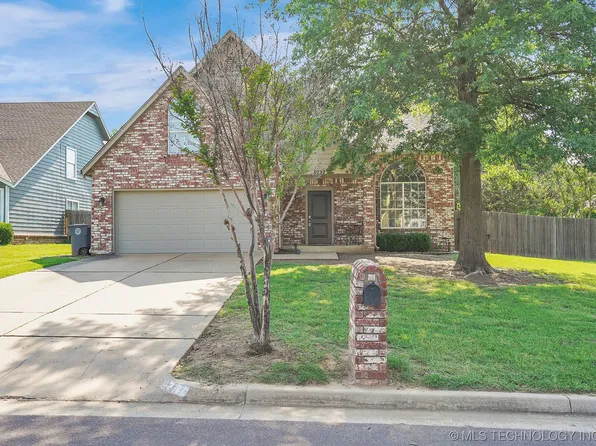 9737 S 92nd Avenue, Tulsa, OK 74133