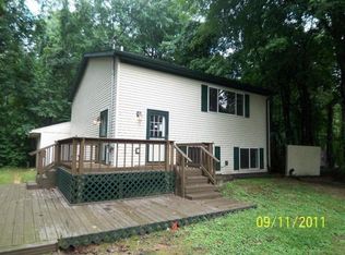 77670 McKee St, Lawton, MI 49065