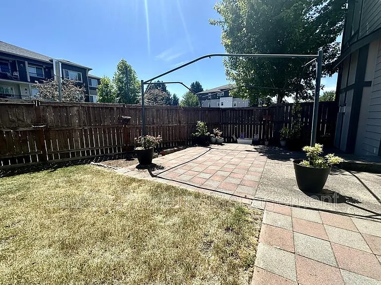 456 SW 203rd Ter — Photo 20