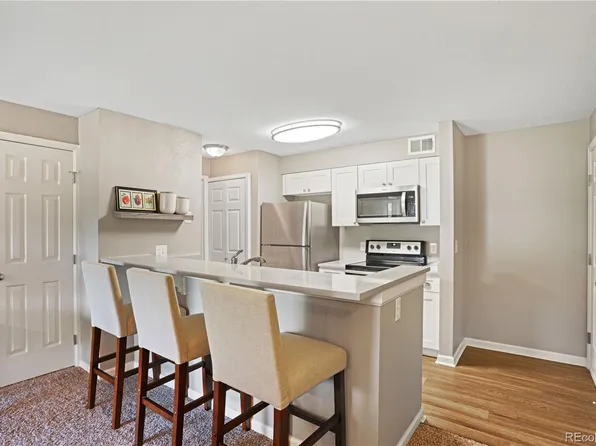 2575 S Syracuse Way #M206, Denver, CO 80231