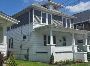 2486 Pierce Ave, Niagara Falls, NY 14301