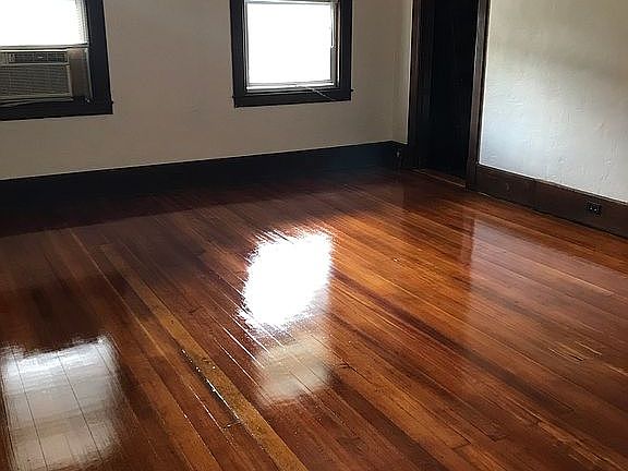 2L Living room