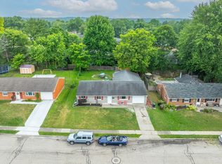 617 Crestview Dr, Lebanon, OH 45036