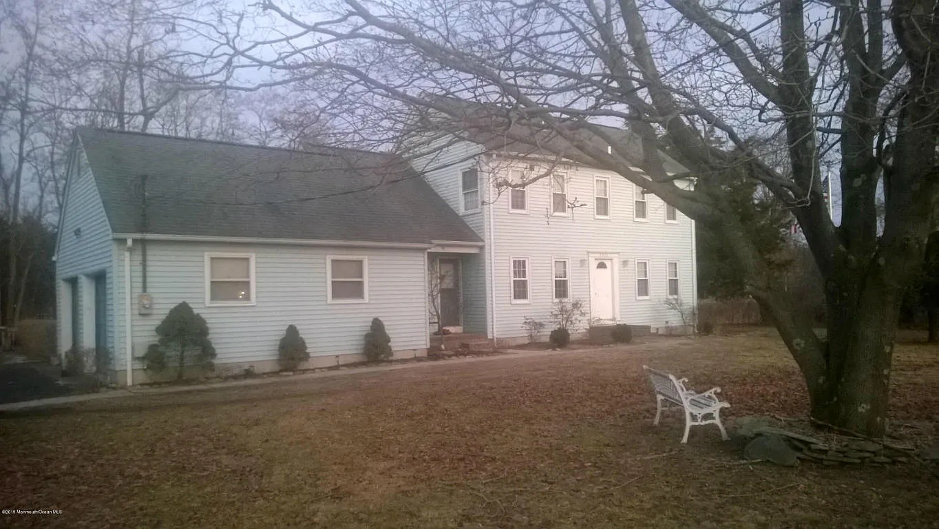 1905 Whitesville Rd photo 1