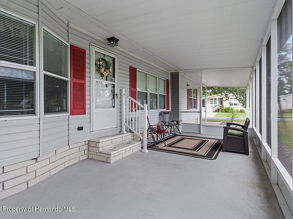 4th image of 9390 Scepter Ave