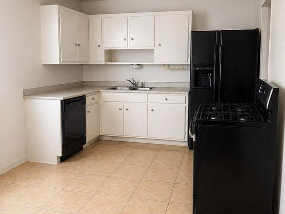 5th image of 700 Liles St
