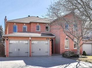 435 March Cres, Oakville, ON L6H5X7