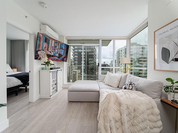 3rd image of 821 Cambie St #1908