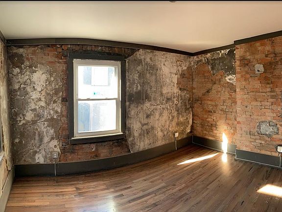 3rd image of 1513 Republic St #9