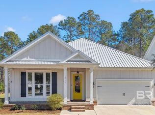2715 Chastain St, Gulf Shores, AL 36542