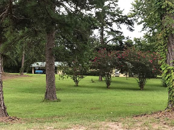 3rd image of 399 Unadilla Hwy