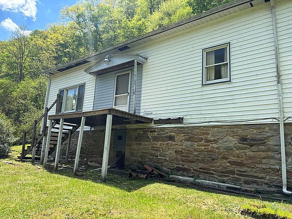 2nd image of 4396 Armstrong Creek Rd