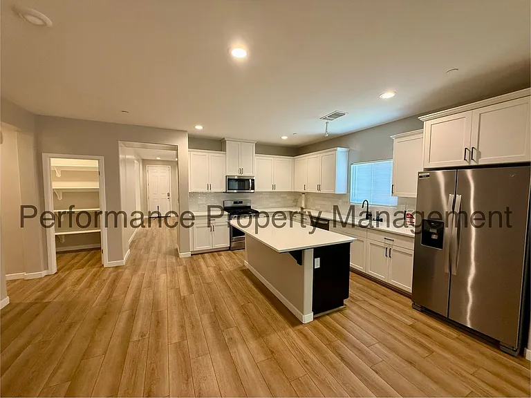 7215 Canyon Creek Dr — Photo 5