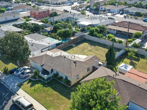 14731 Hunter Ln, Midway City, CA 92655