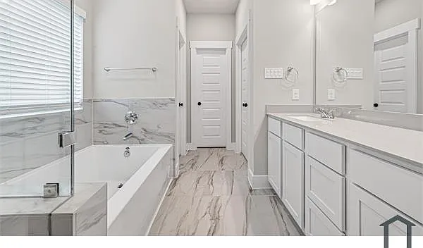 2216 Inglenook Grove Dr — Photo 13