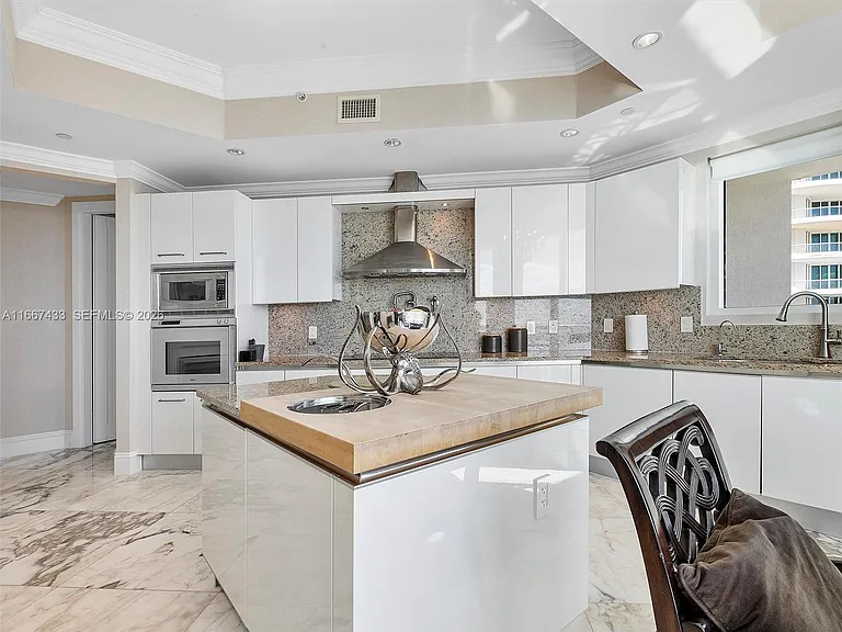 16047 Collins Ave #2602 — Photo 9