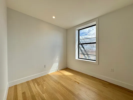 Rented by Simply Brooklyn Realty Inc | media 5