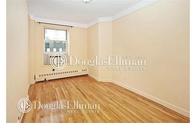 Rented by Douglas Elliman | media 17