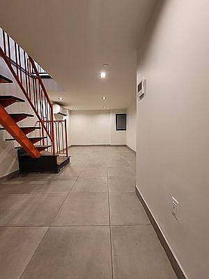 5th image of 1076 Bergen St #1B