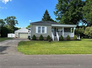 114 Shamel St, Uhrichsville, OH