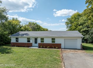 2117 Old Niles Ferry Rd, Maryville, TN 37803