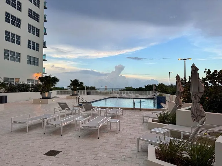 6917 Collins Ave #622 — Photo 43