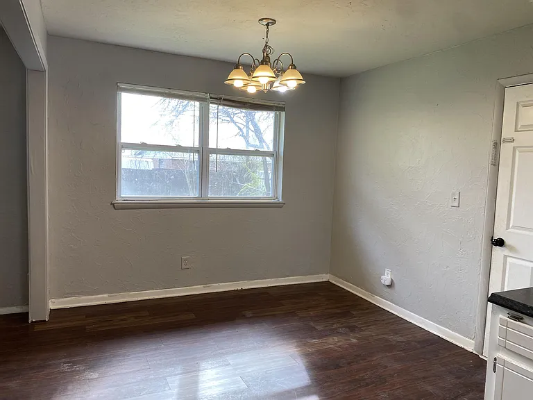 4800 Lisa Ln — Photo 11