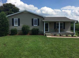 65 Buckchaise Ln, Morgantown, KY 42261