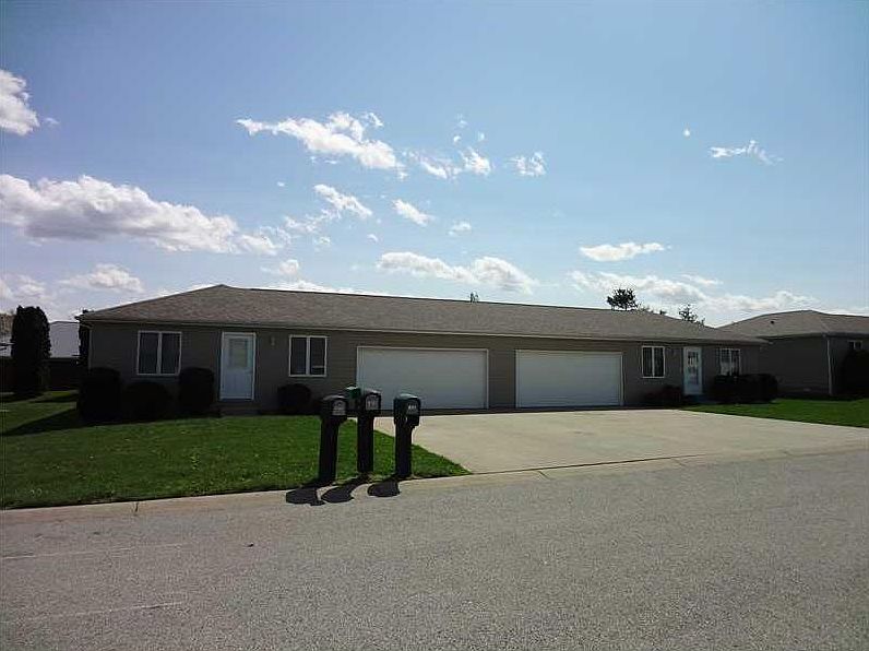 1st image of 811 W Gaston Dr