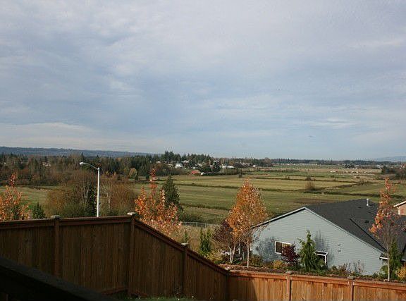5th image of 7521 89th Pl NE