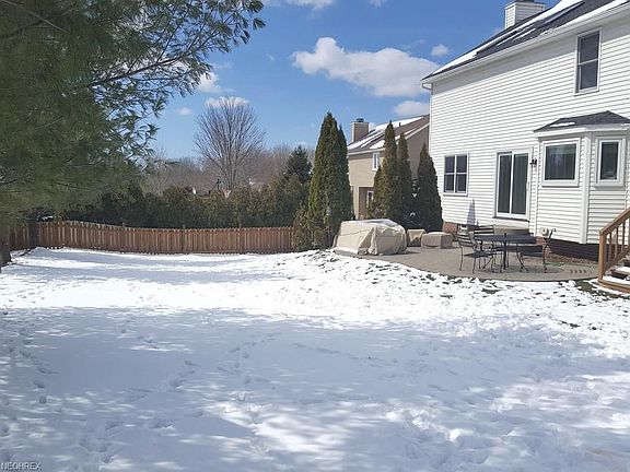 2nd image of 1664 Chestnut Trail Dr