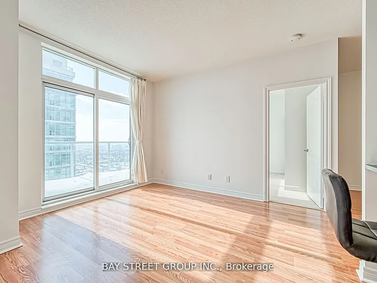 70 Town Centre Ct #Penthouse 3603 — Photo 3