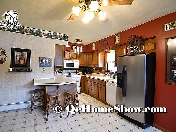 18 x 13 Eat In Kitchen