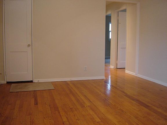 Livingroom/Hall 16x12