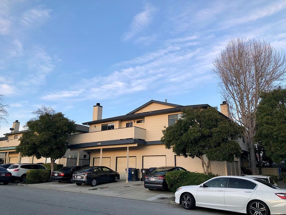 1st image of 208 Green Meadow Dr APT D