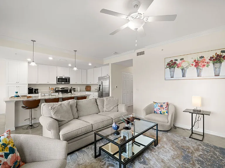 17520 Gawthrop Dr #303 — Photo 6