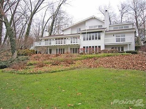 River Side Front of home