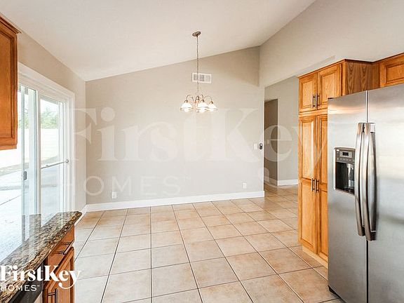 5th image of 904 Shadow Mountain Pl