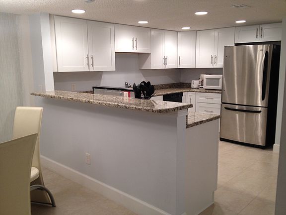 4th image of 4600 Ocean Beach Blvd APT 105