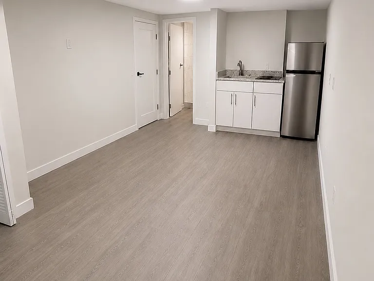 2203 McKinley St #D — Photo 3