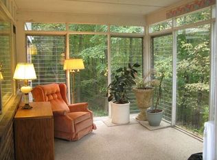 6 Arbor Dr, Brookfield, CT 06804