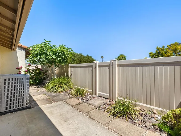 1723 Kellington Pl — Photo 12