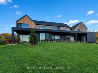18 Raintree Ct, Clearview, ON L9Y0K2